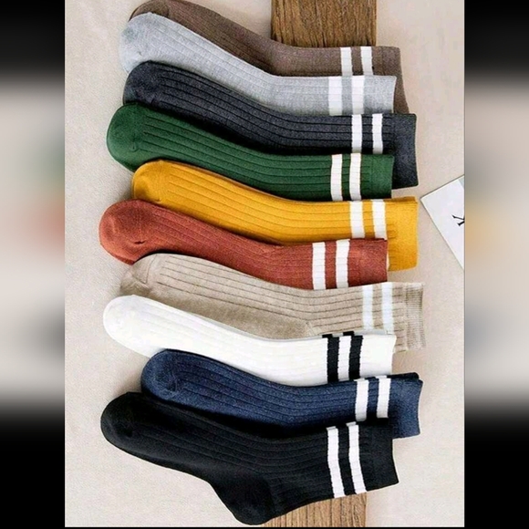 New 10 Pairs Women's   Striped Mid-calf Socks - Picture 2 of 2